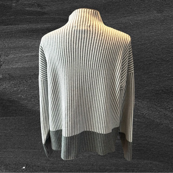 Rachel Zoe Striped Mock Neck Sweater #002 - Picture 4 of 13